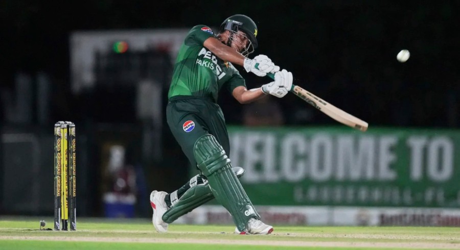 Pakistan Defeats Australia 