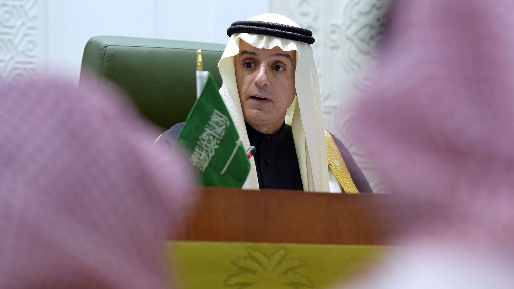 U.S. Orders Diplomatic Staff to Leave Saudi Arabia Amid Iran War