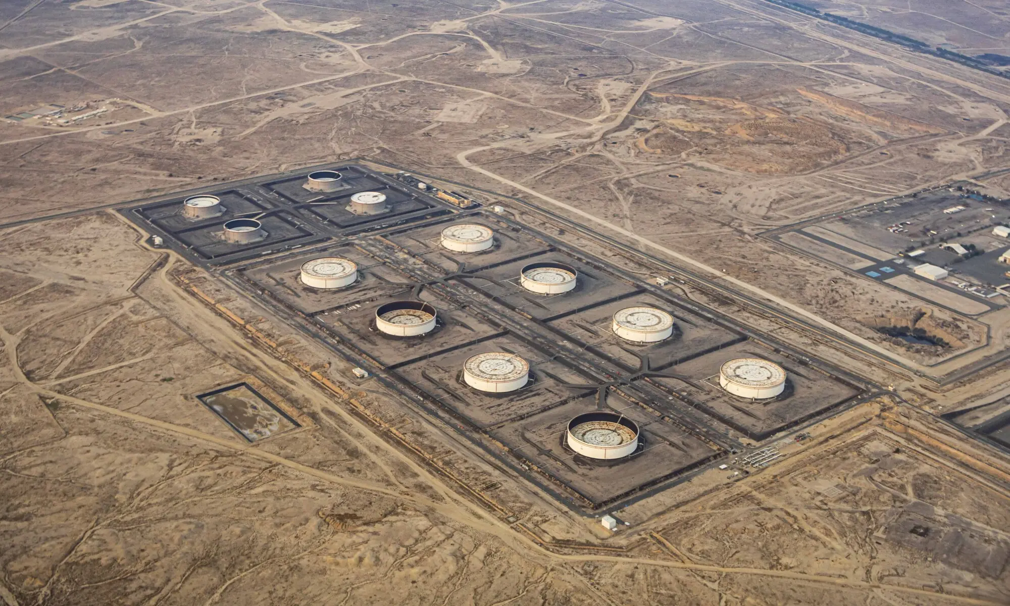 Kuwait Cuts Oil Production as Iran War Closes Strait of Hormuz | 2026