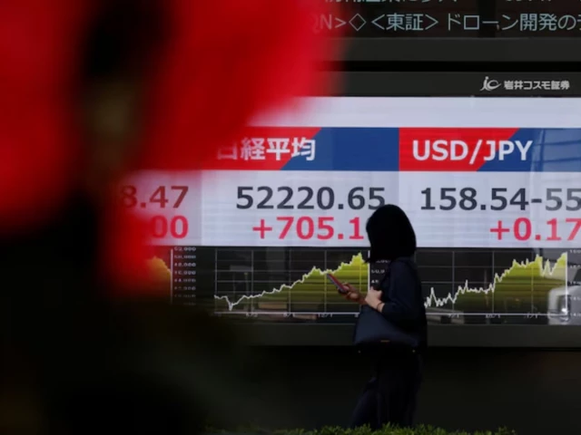 Global Stocks Rise, Oil Falls on Mideast Ceasefire Peace Plan Reports